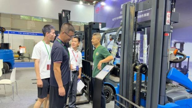 世恒參展 | 第五屆廣州軍民兩用技術(shù)物資裝備成果交易會(huì ) 世恒參展 | 第五屆廣州軍民兩用技術(shù)物資裝備成果交易會(huì )